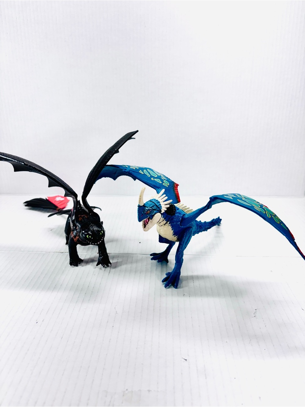 How to Train Your Dragon Black Toothless Red Tail & Deadly Nadder Figures 2024